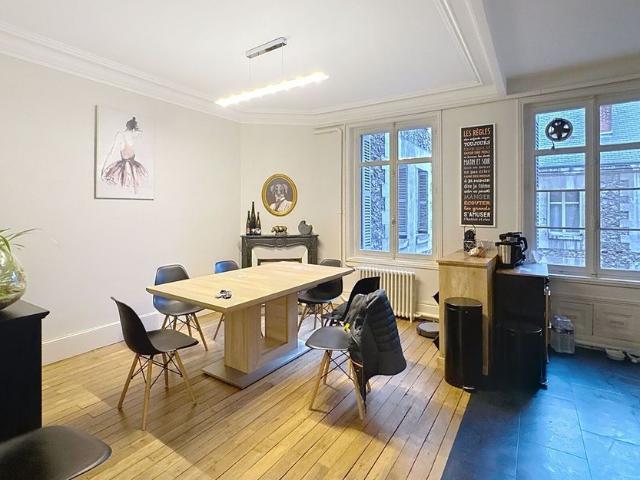 Appartement à louer 7 pièces • Tours