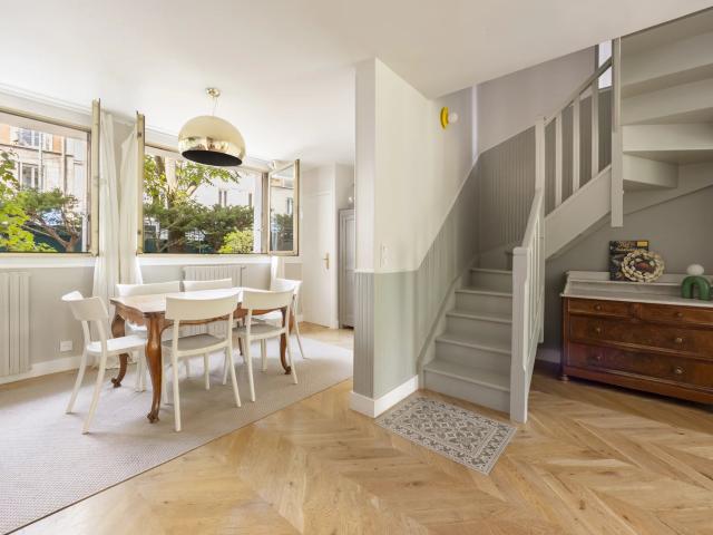 Appartement à louer 7 pièces 171,82 m² | Asnières sur Seine 92600 MAIRIE D'ASNIERES | 3 800 € | Junot