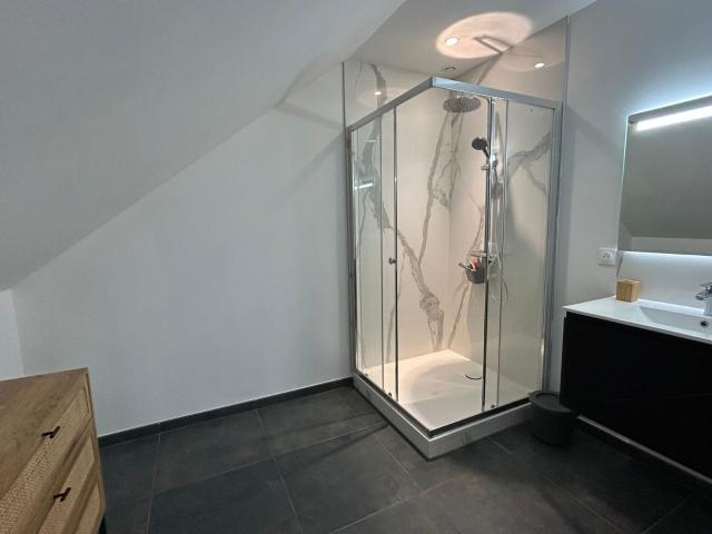 Appartement à louer 7 pièces 188 m