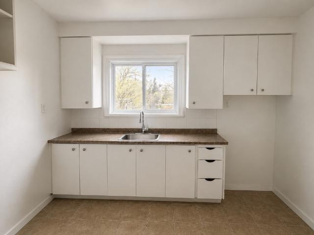 Appartement à Louer 848 Pierre Maufay, Sainte Foy/Sillery/Cap Rouge Québec 7 photos | Logis Québec
