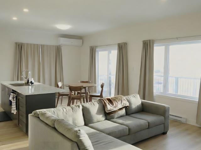 Appartement à Louer 84, P.J. Lemoyne, Saint Polycarpe 9 photos | Logis Québec