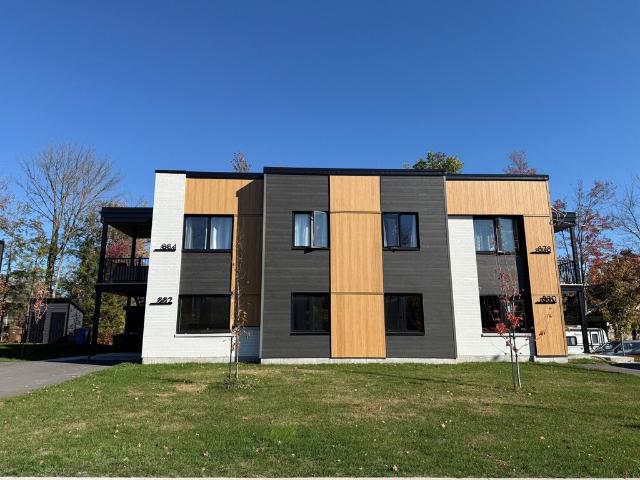 Appartement à Louer 884 rue du Seyval, Les Nations Sherbrooke 15 photos | Logis Québec