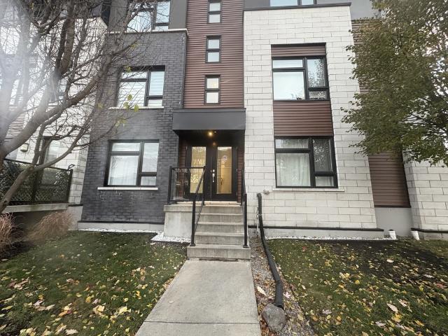 Appartement à Louer 808 rue Marie Gérin Lajoie, Terrebonne Terrebonne 17 photos | Logis Québec