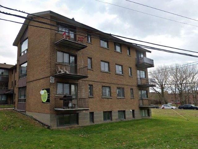 Appartement à Louer 812 Av. Dawson Dorval H9S 1X3, Dorval/L'Île Dorval 1 photos | Logis Québec