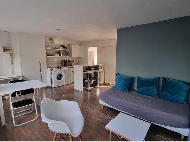 Appartement à louer 815 €