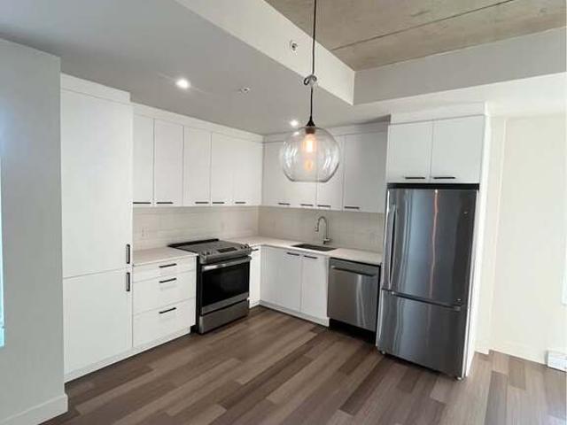 Appartement à Louer 8325 Avenue Christophe Colomb, Villeray/Saint Michel/Parc Extension Montréal 14 photos | Logis Québec