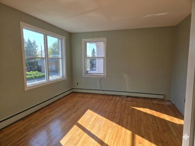 Appartement à Louer 96 rue St Félix, Drummondville 7 photos | Logis Québec
