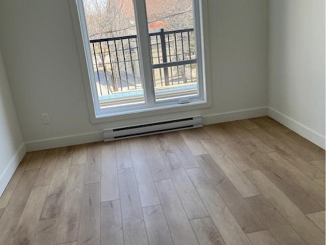 Appartement à Louer 970 Avenue Laframboise, Saint Hyacinthe 9 photos | Logis Québec