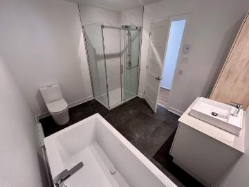 Appartement à Louer 972 Rue du Verbe Divin Granby Québec, Granby 9 photos | Logis Québec