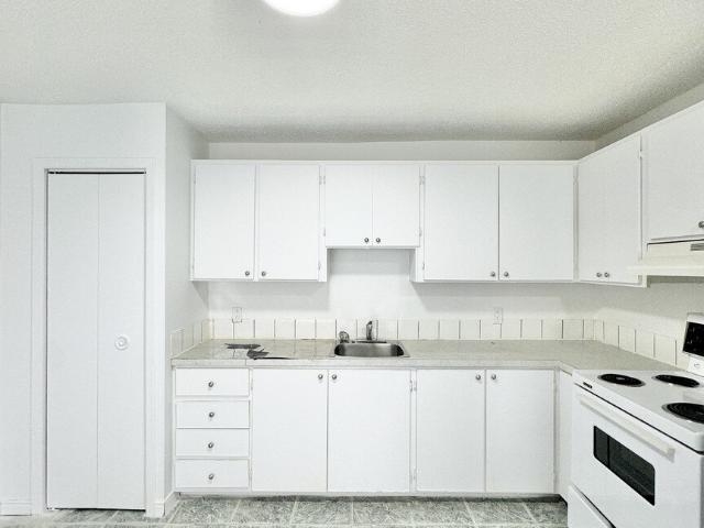 Appartement à Louer 914 Rue Désaulniers, Saint Jean sur Richelieu 9 photos | Logis Québec
