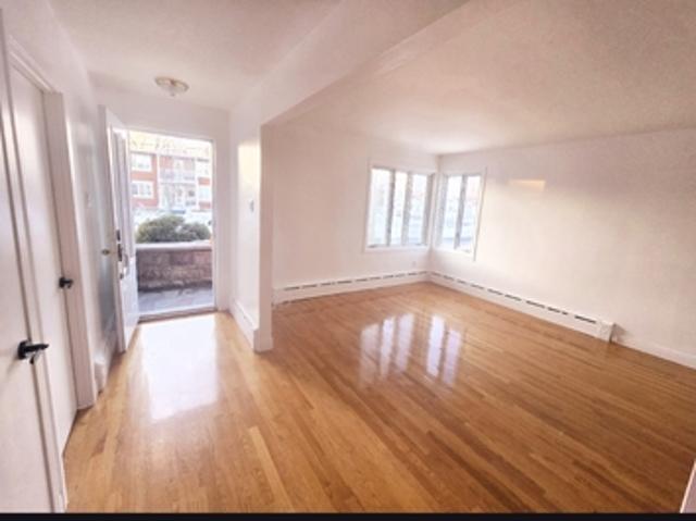 Appartement à Louer 91 rue labelle, Saint Jean sur Richelieu 20 photos | Logis Québec