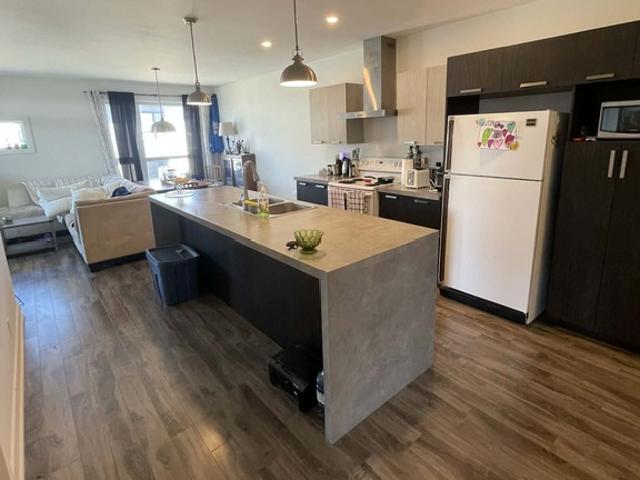 Appartement à Louer 9 730 Rue Saint Denis Mercier, QC, J6R 0K7, Mercier 16 photos | Logis Québec