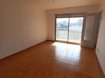 Appartement à PERPIGNAN – 380.0€/mois