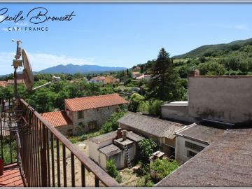 Appartement à rénover, 3 pièces, avec cave et balcon, Céret 66400