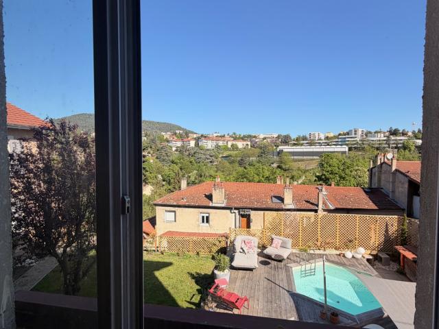 Appartement à rénover ANNONAY SECTEUR DOMAINE DE LA GARE