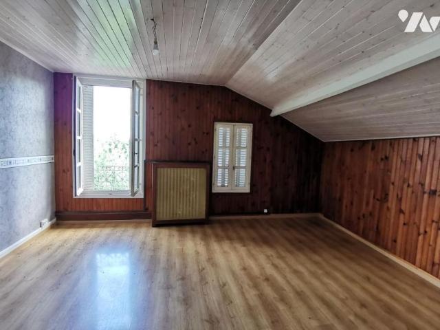Appartement à ROYE