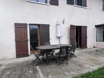 Appartement à Saint Pierre d'Albigny 73250, 3 pièces, de 73m² à 1 060 €
