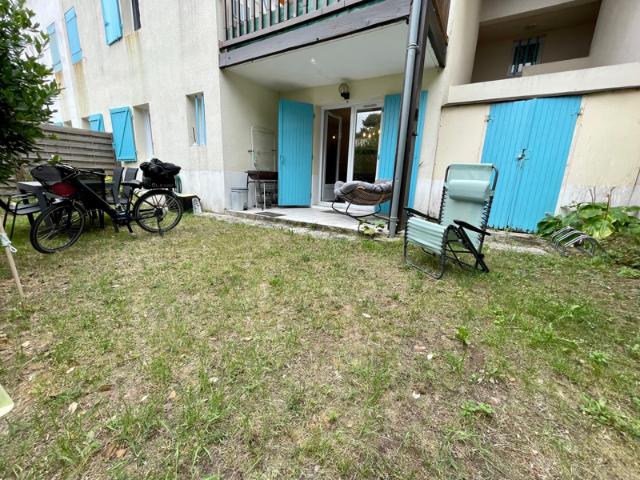 Appartement à Saint Trojan les Bains, à moins de 200 m de la