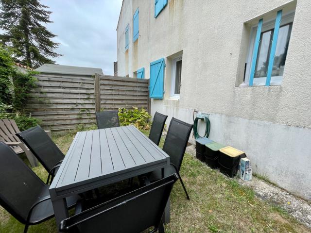 Appartement à Saint Trojan les Bains, à moins de 200 m de la