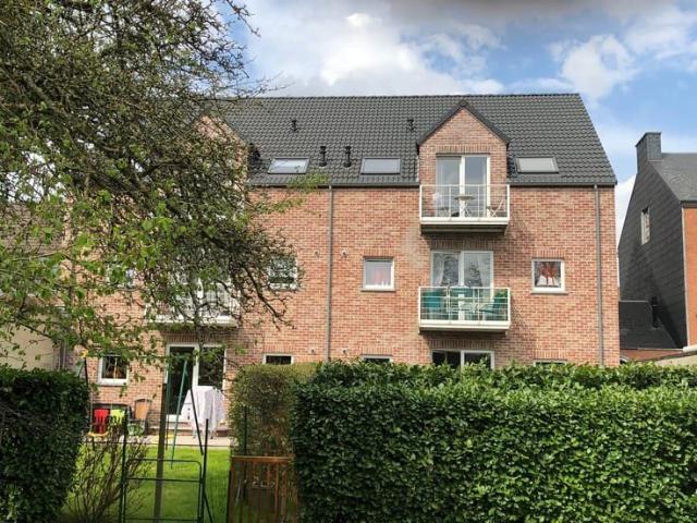 Appartement à Tamines en rez de jardin
