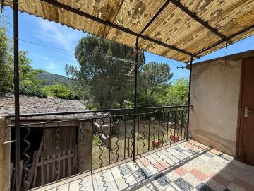 Appartement à vendre 4 pièces, terrasse,GAGNIERES 30