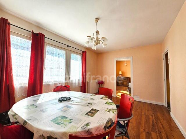 Appartement à vendre 4 pièces avec GARAGE et CAVE PANISSIERES 42