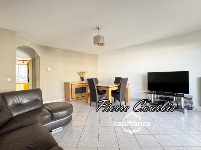 Appartement 4 pièces BRON FORT avec BALCON A VIVRE