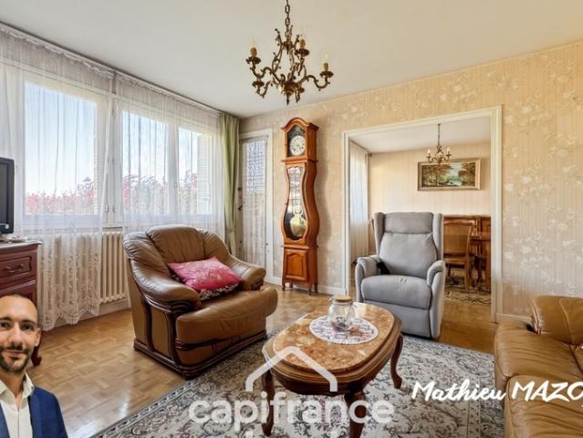 Appartement à vendre 4 pièces CHATENOY LE ROYAL 71