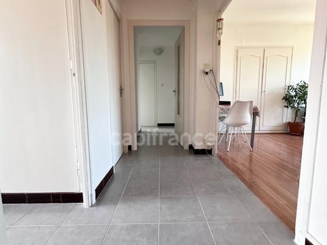 Appartement à vendre 4 pièces CHAMBERY 73