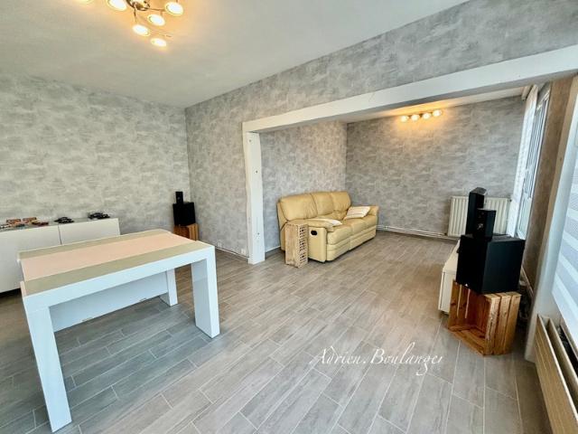 Appartement à vendre 4 pièces COMBS LA VILLE 77
