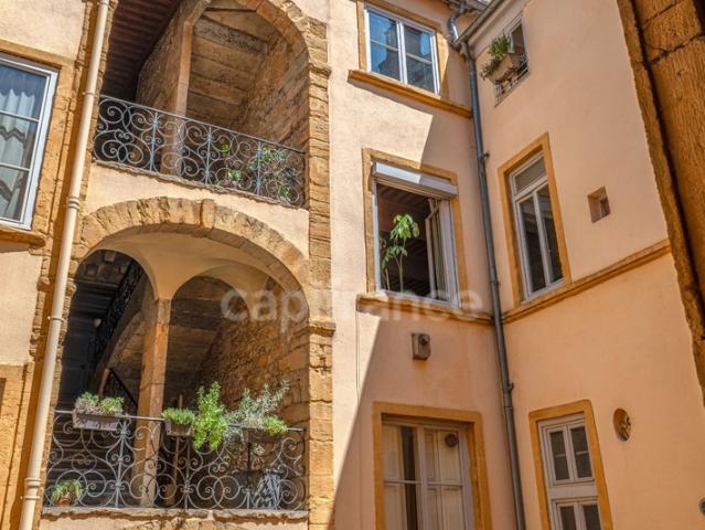 Appartement à vendre 4 pièces LYON 1ER ARRONDISSEMENT 69