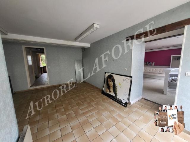 Appartement à vendre 8 pièces Le Blanc 36,20min de Saint S. 188m² Le Blanc