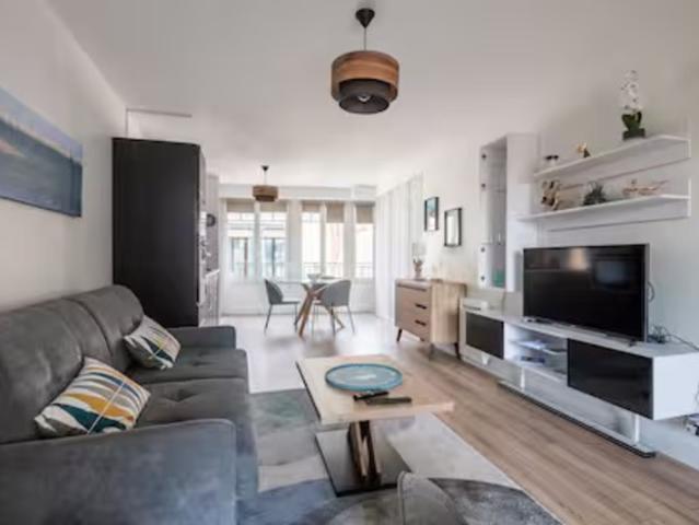 Appartement T1bis 33 Hypercentre Arcachon Loggia vue bassin