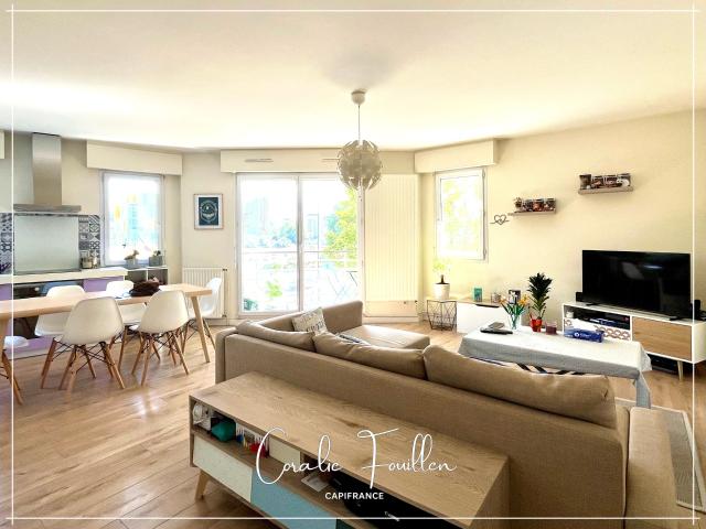 Appartement à vendre 2 pièces 50 m² avec balcon et parking GARE SUD 44000
