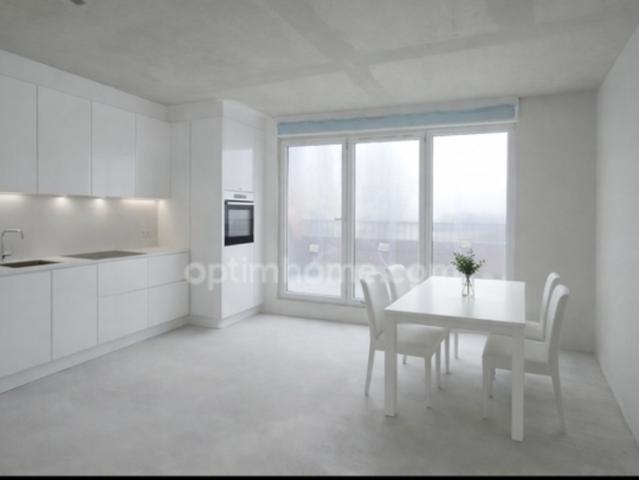 appartement à vendre 2 pièces STRASBOURG 67 avec terrasse, 2 places de stationnement et 1 cellier inclus