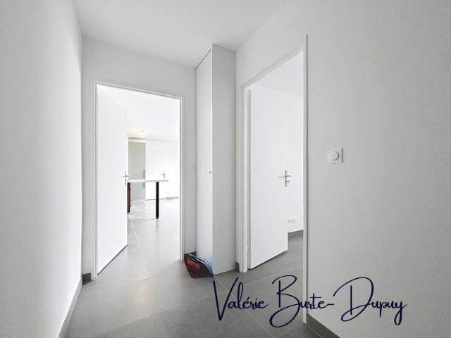 Appartement à vendre 3 pièces 64,80m2 2 chambres et garage SAINT PRYVE SAINT MESMIN 45