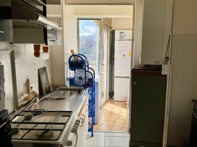 Appartement à vendre 3 pièces TARBES 65 avec cave et parking