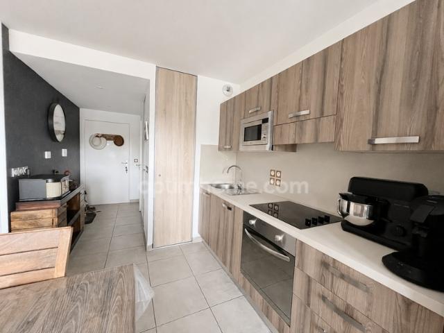 Appartement à vendre 3 pièces VAULX EN VELIN 69