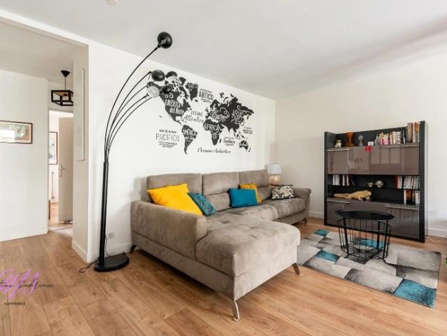 Appartement à vendre 3 pièces de 72.80 m² BONS EN CHABLAIS 74