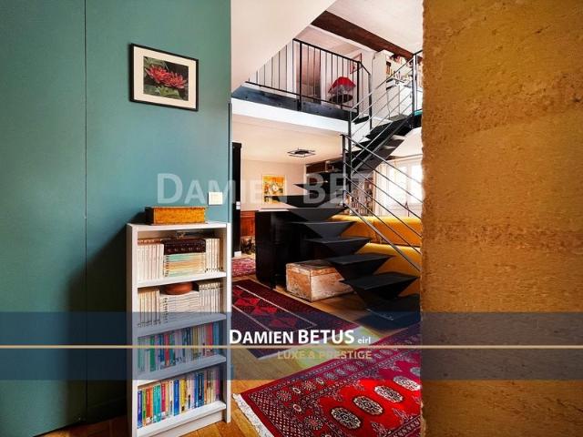 Appartement à vendre 3 pièces, dernier étage, Bordeaux 33. 66m² Bordeaux