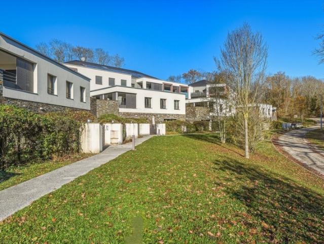 Appartement à vendre 3 pièces DIVONNE LES BAINS 01 68 m2 terrasse 35 m2, cave et 1 box
