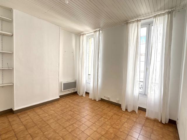 Appartement à vendre 3 pièces MARSEILLE 7EME ARRONDISSEMENT 13 St Victor proximité Vieux Port et Endoume