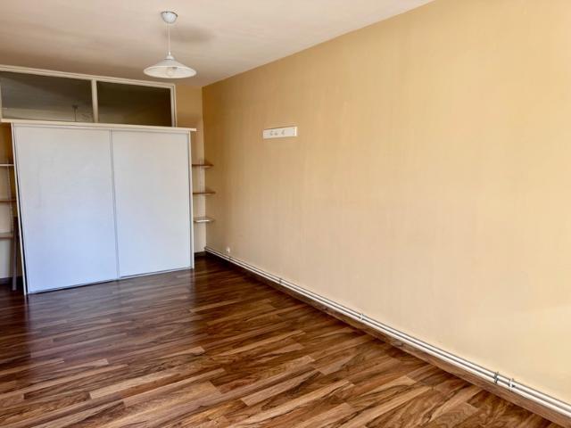 Appartement à vendre 3 pièces SAINT QUENTIN 02