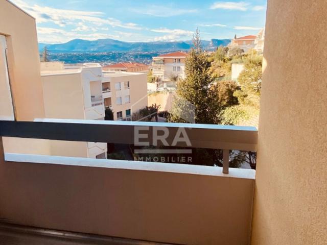 Appartement à Vendre à Nice Corniche Fleurie STUDIO DERNIER ETAGE
