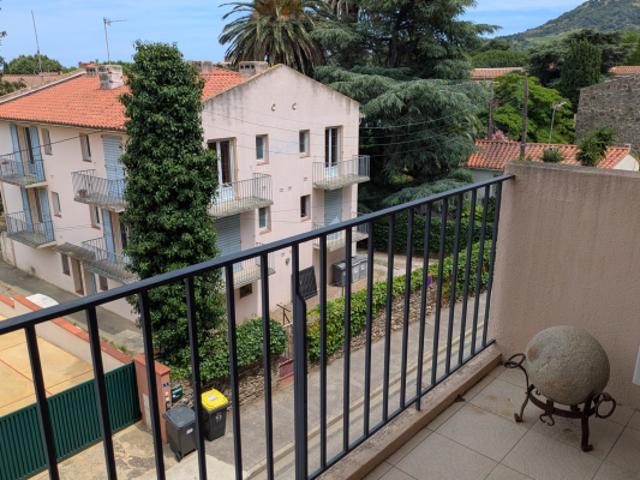 APPARTEMENT A VENDRE A COLLIOURE, 3 PIECES AVEC BALCON CENTR