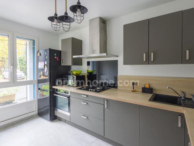 Appartement à vendre à Honfleur – 2 pièces 55 m² – Plain pied – Rénové – Parking – Proche centre et plage