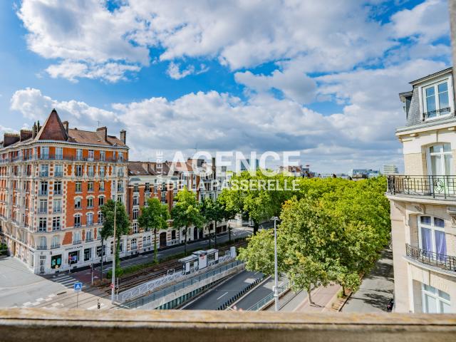 Appartement à vendre à La Madeleine de 159 m2