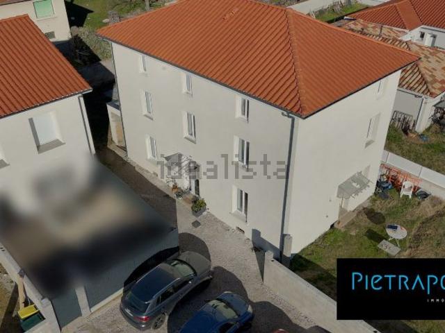 Appartement, Agnin