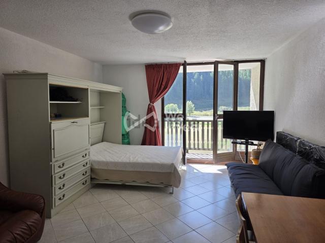 Appartement, Aiguilles