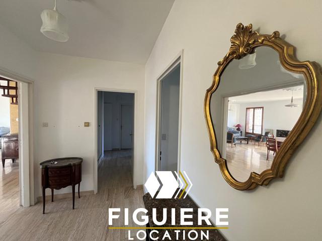 Appartement Aix En Provence 4 pièce s 118.59 m2 meublé parking balcon